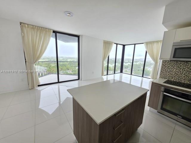 5300 Paseo Blvd # 1014, Doral FL 33166 photo 5