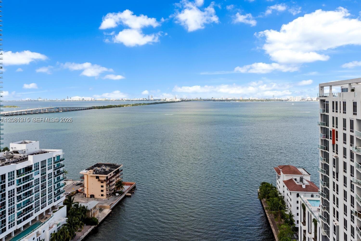 460 NE 28th St # 2008, Miami FL 33137 photo 2