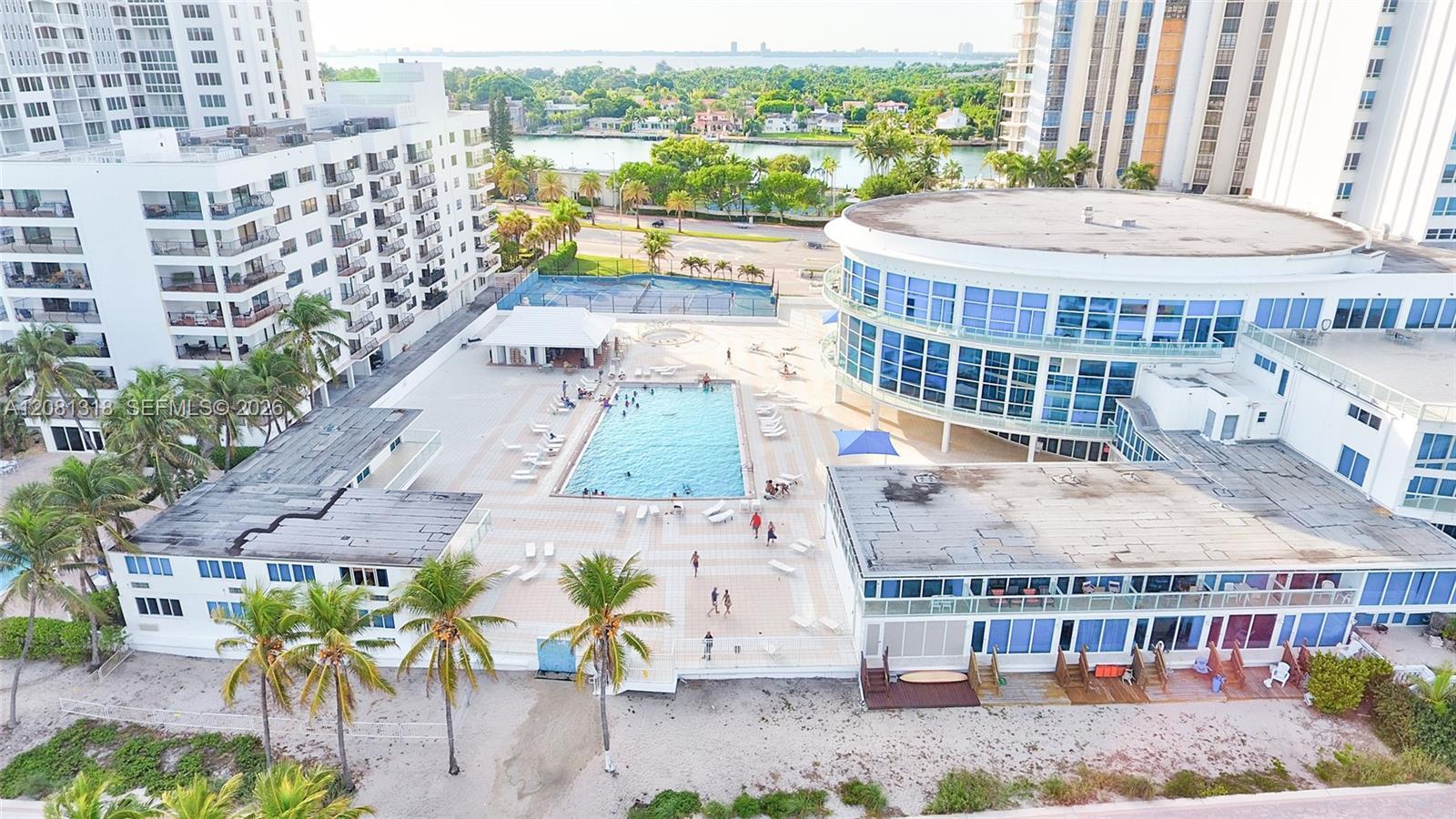 5445 Collins Ave # P2, Miami Beach FL 33140