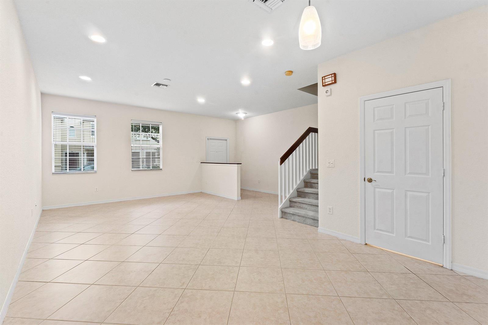 118 Seagrape Drive # 107, Jupiter FL 33458 photo 4