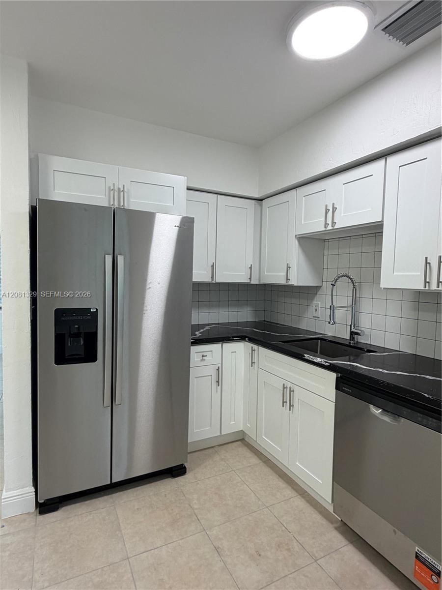 1311 NE NE 157 ST, North Miami Beach FL 33162 photo 5