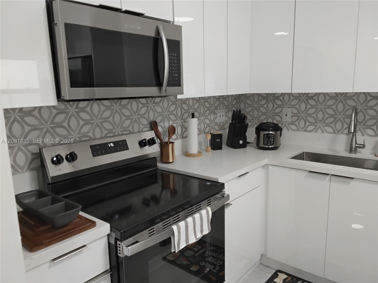 4901 NW 177th St, Miami Gardens FL 33055 photo 4