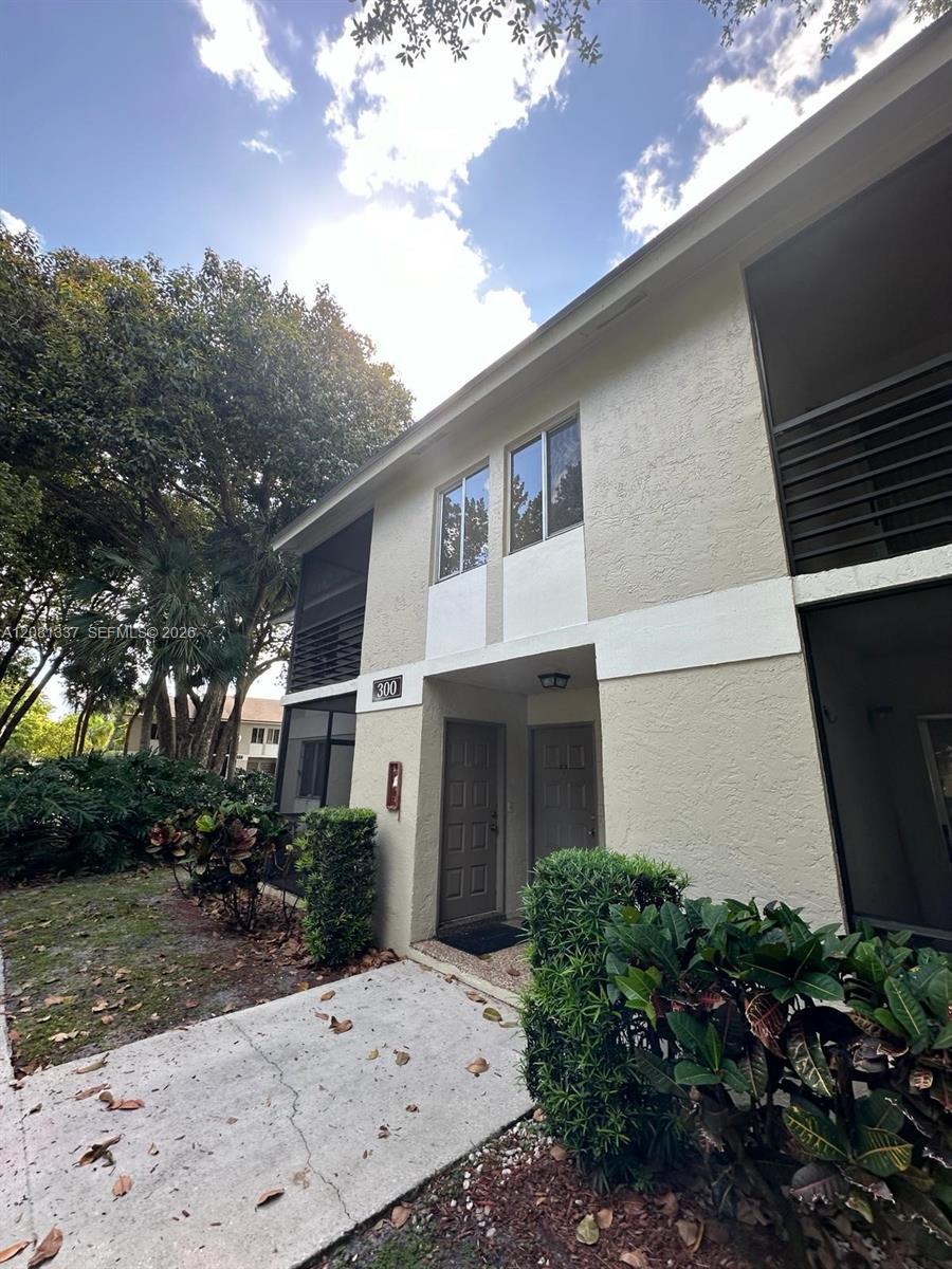 300 Gardens Dr # 201, Pompano Beach FL 33069 photo 2