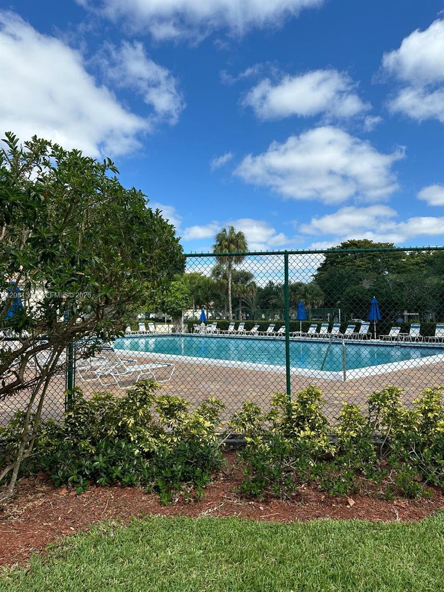 300 Gardens Dr # 201, Pompano Beach FL 33069 photo 4