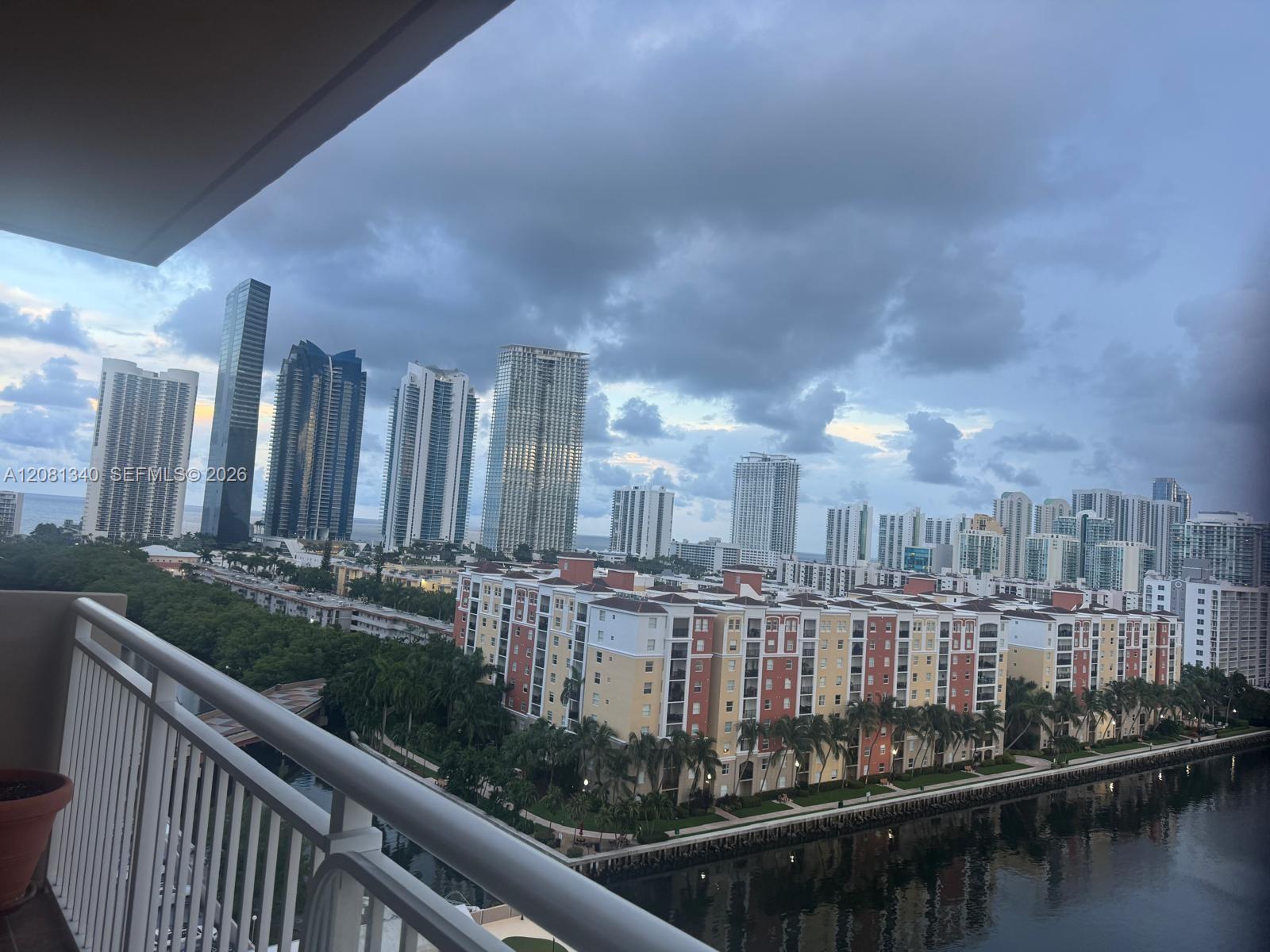 250 174th St # 1420, Sunny Isles Beach FL 33160 photo 4