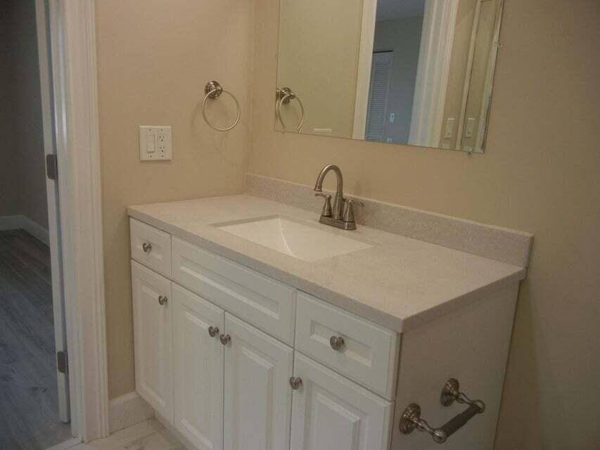 12076 ALTERNATE A1A # E2, FL 33410 photo 3