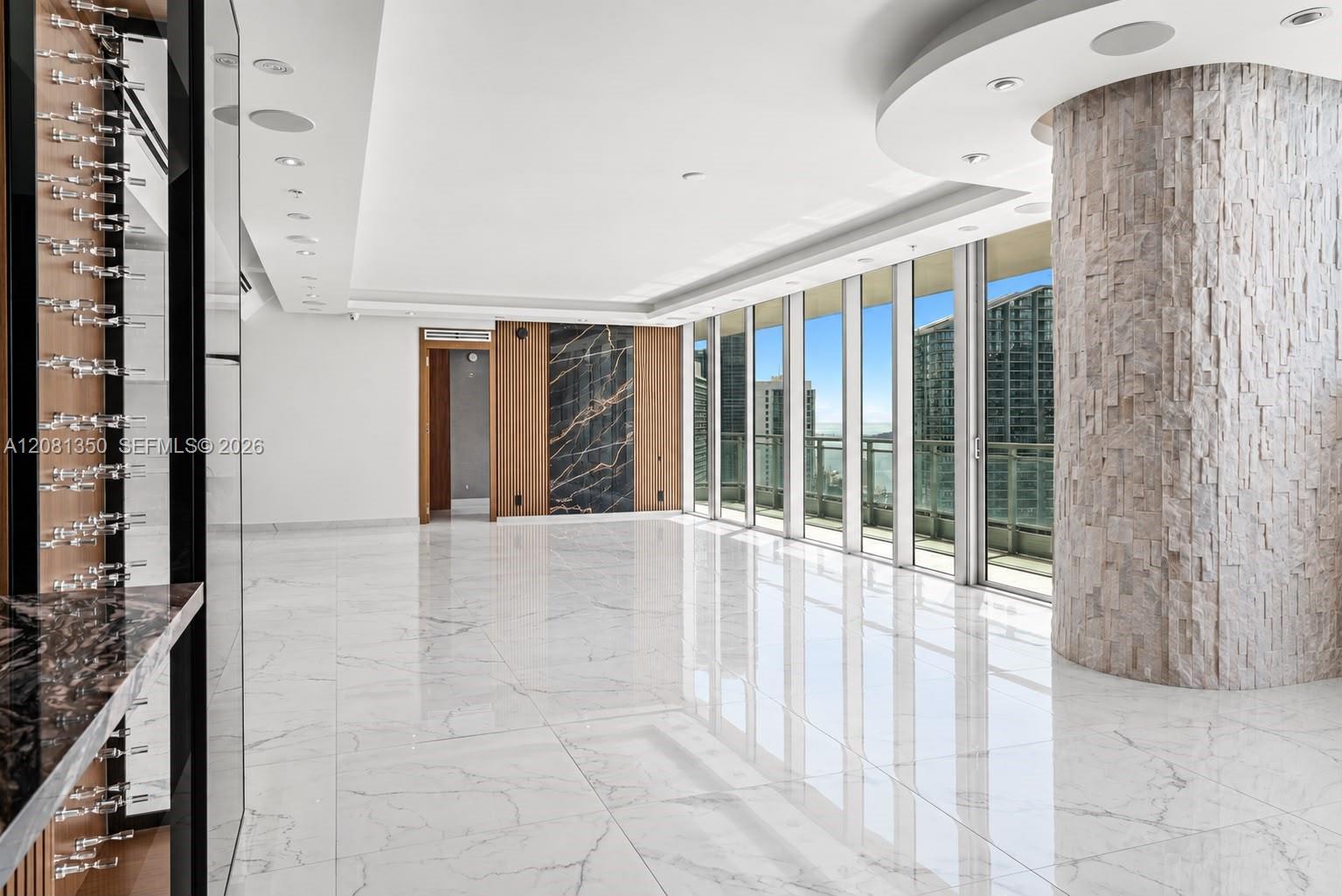 92 SW 3rd St # 04, Miami FL 33130 photo 4