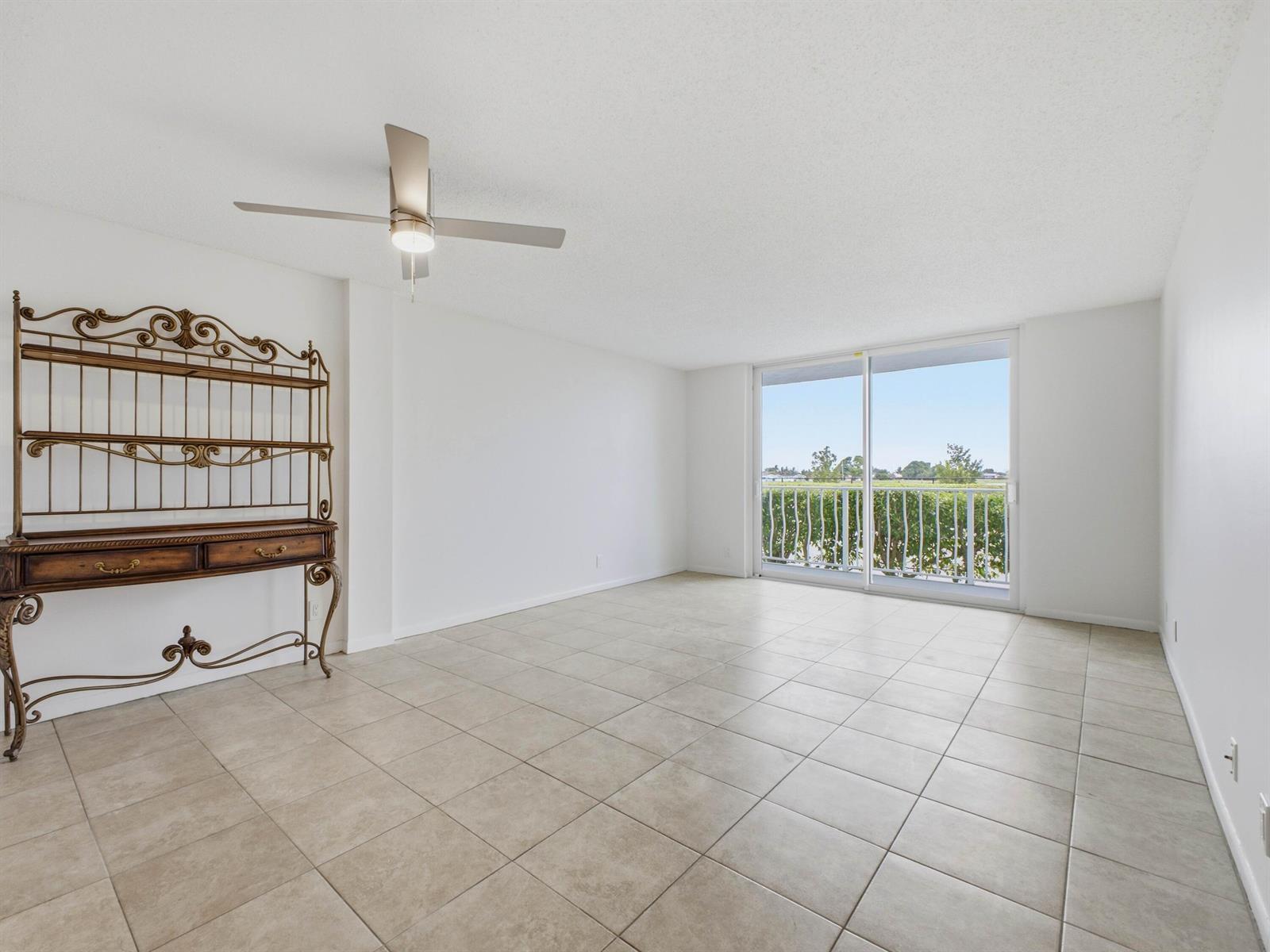 480 Executive Center Drive # 1C, West Palm Beach FL 33401 photo 4