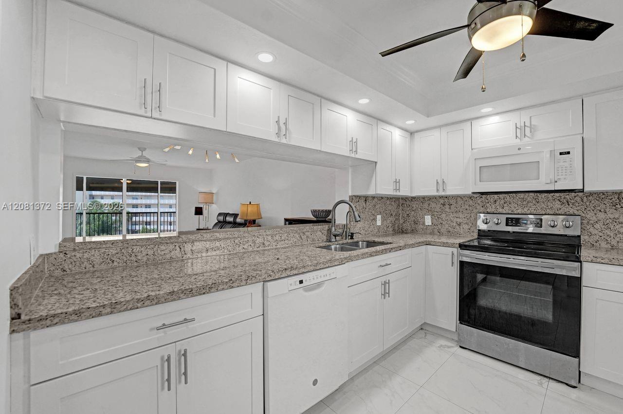 170 SE 5th Ave # 405, Dania Beach FL 33004 photo 4