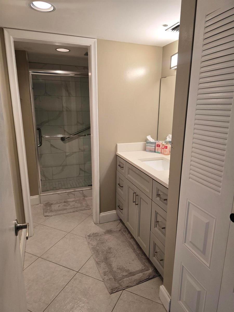 1902 Bermuda Circle # E4, Coconut Creek FL 33066 photo 5