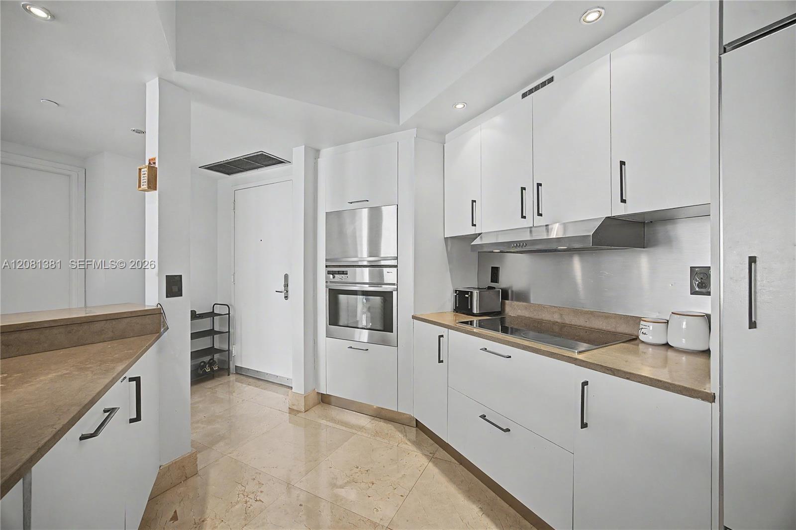 450 Alton Rd # 2406, Miami Beach FL 33139 photo 5