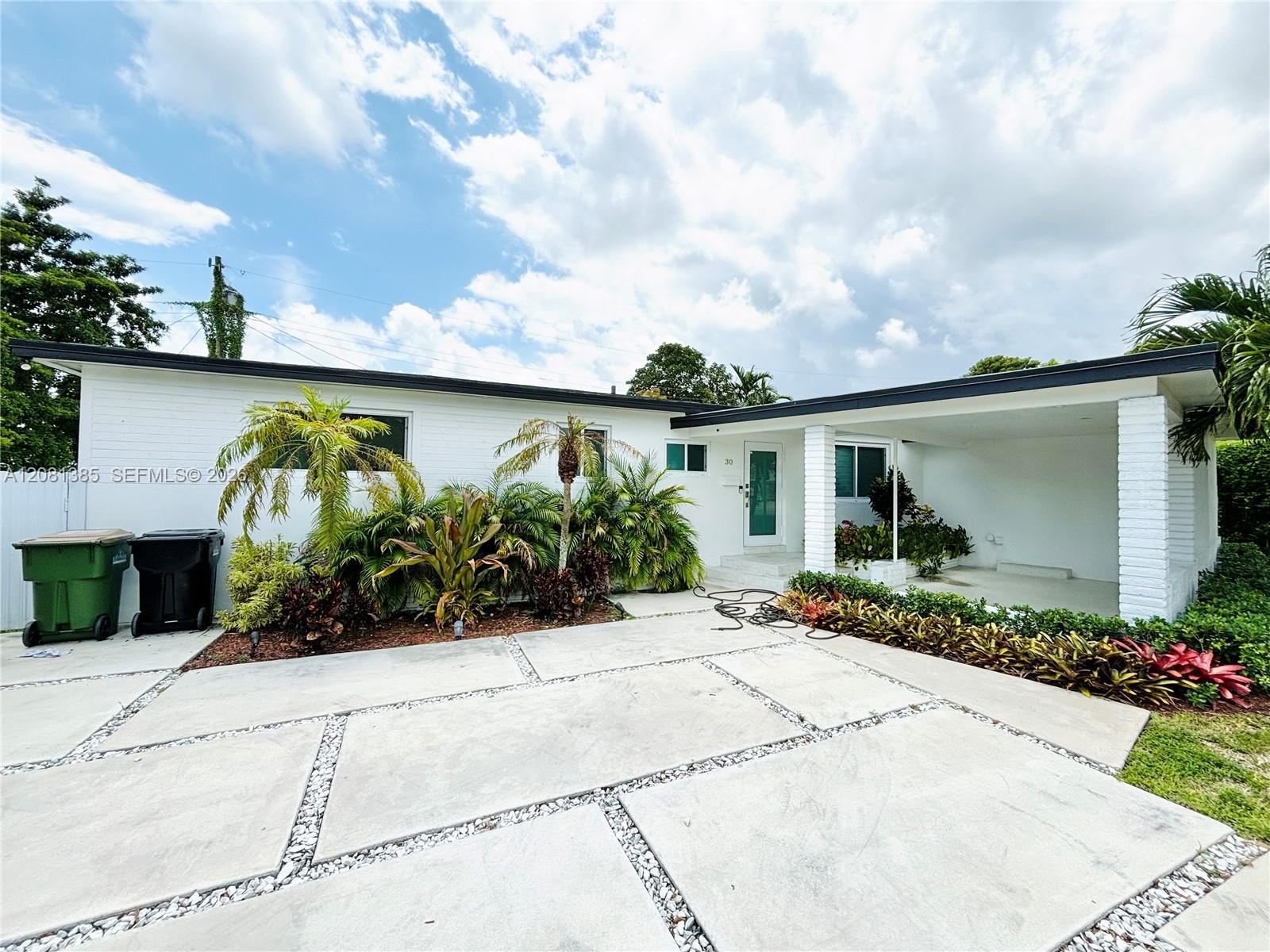 30 NE 125th St, North Miami FL 33161