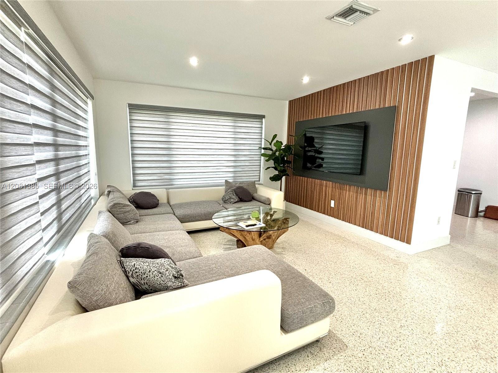 30 NE 125th St, North Miami FL 33161 photo 5