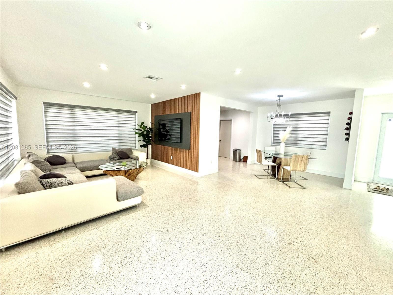 30 NE 125th St, North Miami FL 33161 photo 4