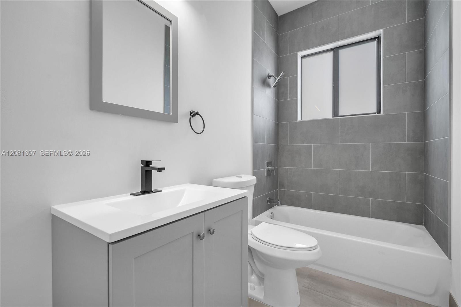 309 NW 7th Ct # 1, Hallandale Beach FL 33009 photo 3