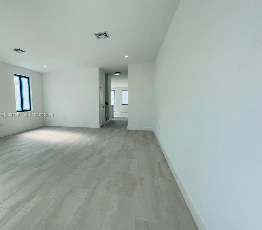 309 NW 7th Ct # 1, Hallandale Beach FL 33009 photo 4