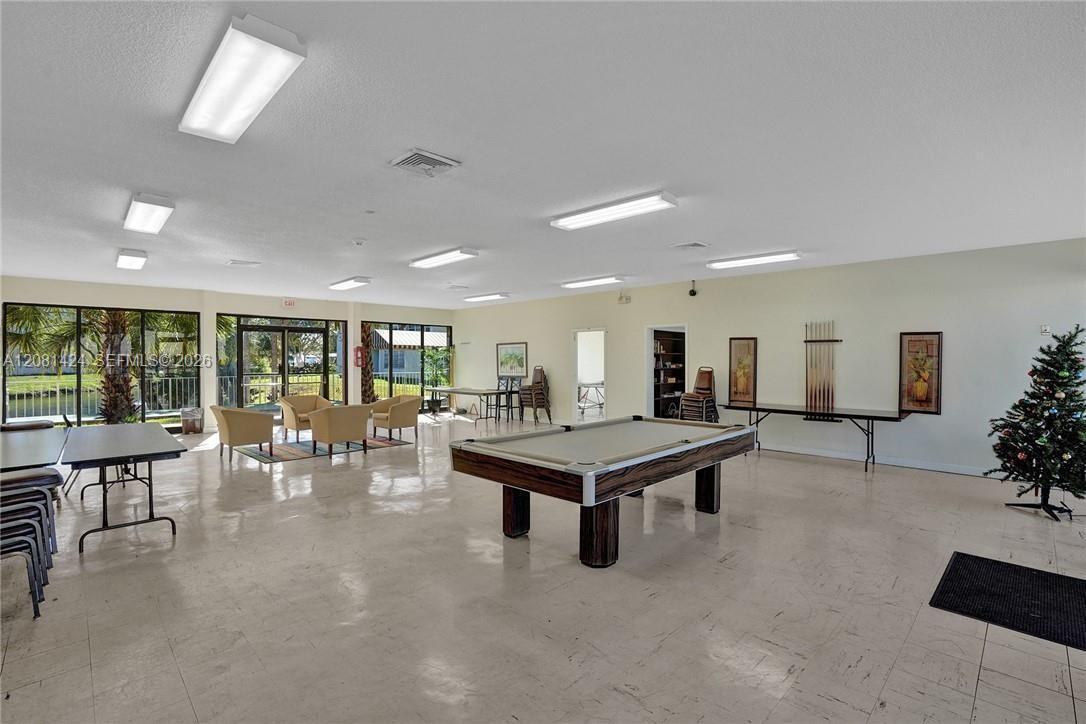 8325 Sunrise Lakes Blvd # 212, Sunrise FL 33322 photo 3