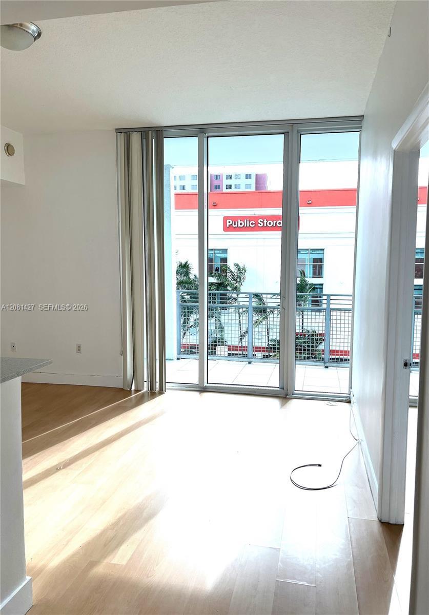 350 NE 24th St # 407, Miami FL 33137 photo 3