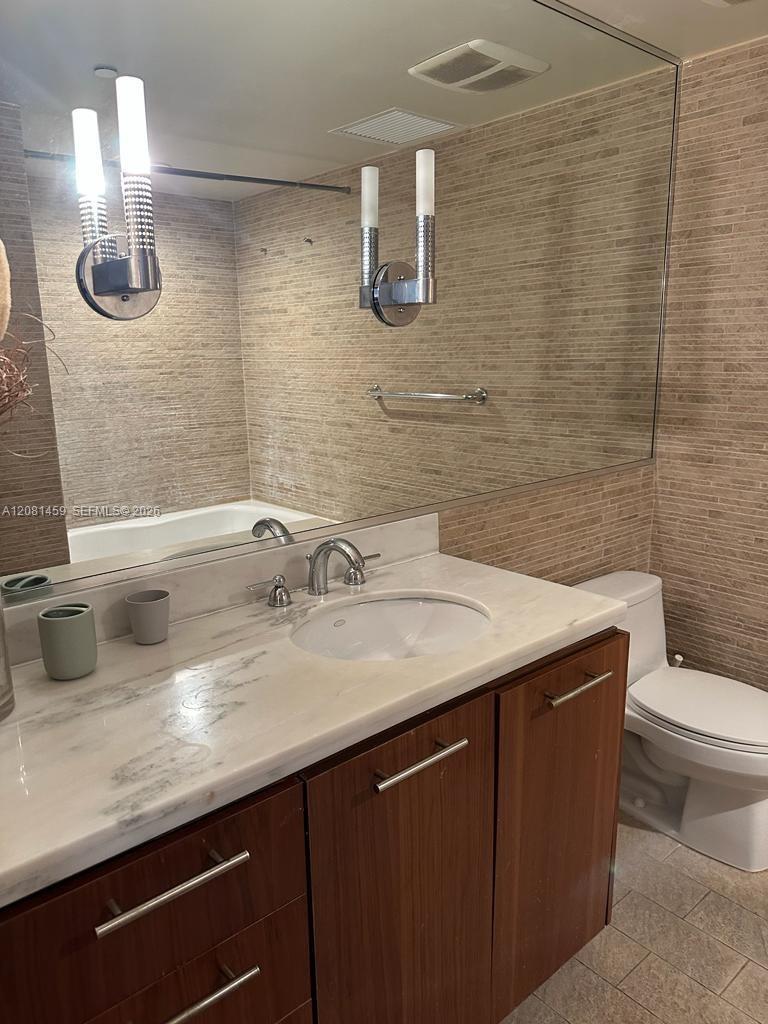 50 Biscayne Blvd # 903, Miami FL 33132 photo 5