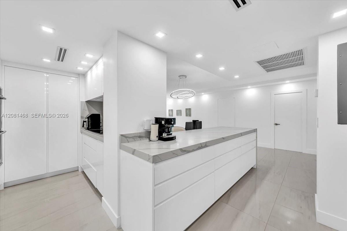 9801 Collins Ave # 5U, Bal Harbour FL 33154 photo 2
