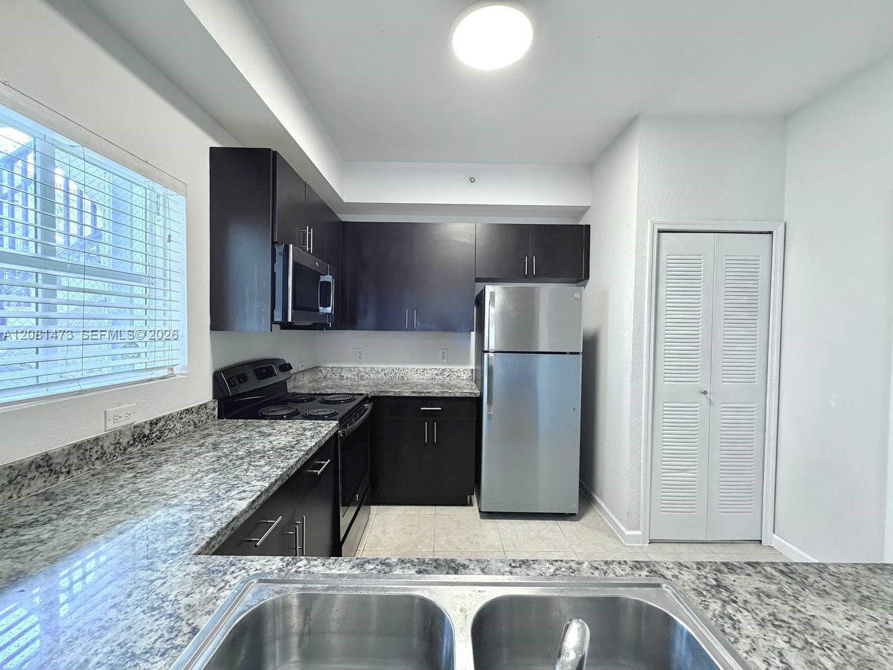 3429 W 80th St # 201, Hialeah FL 33018 photo 4
