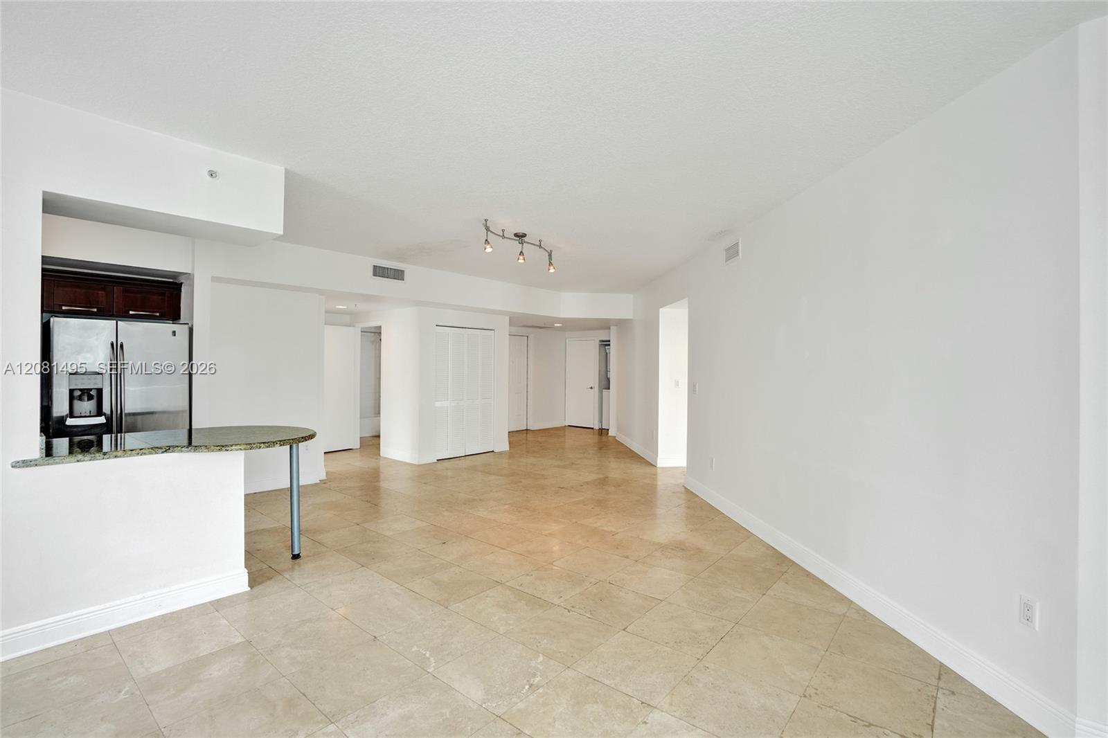 7275 SW 90th St # C410, Miami FL 33156 photo 3