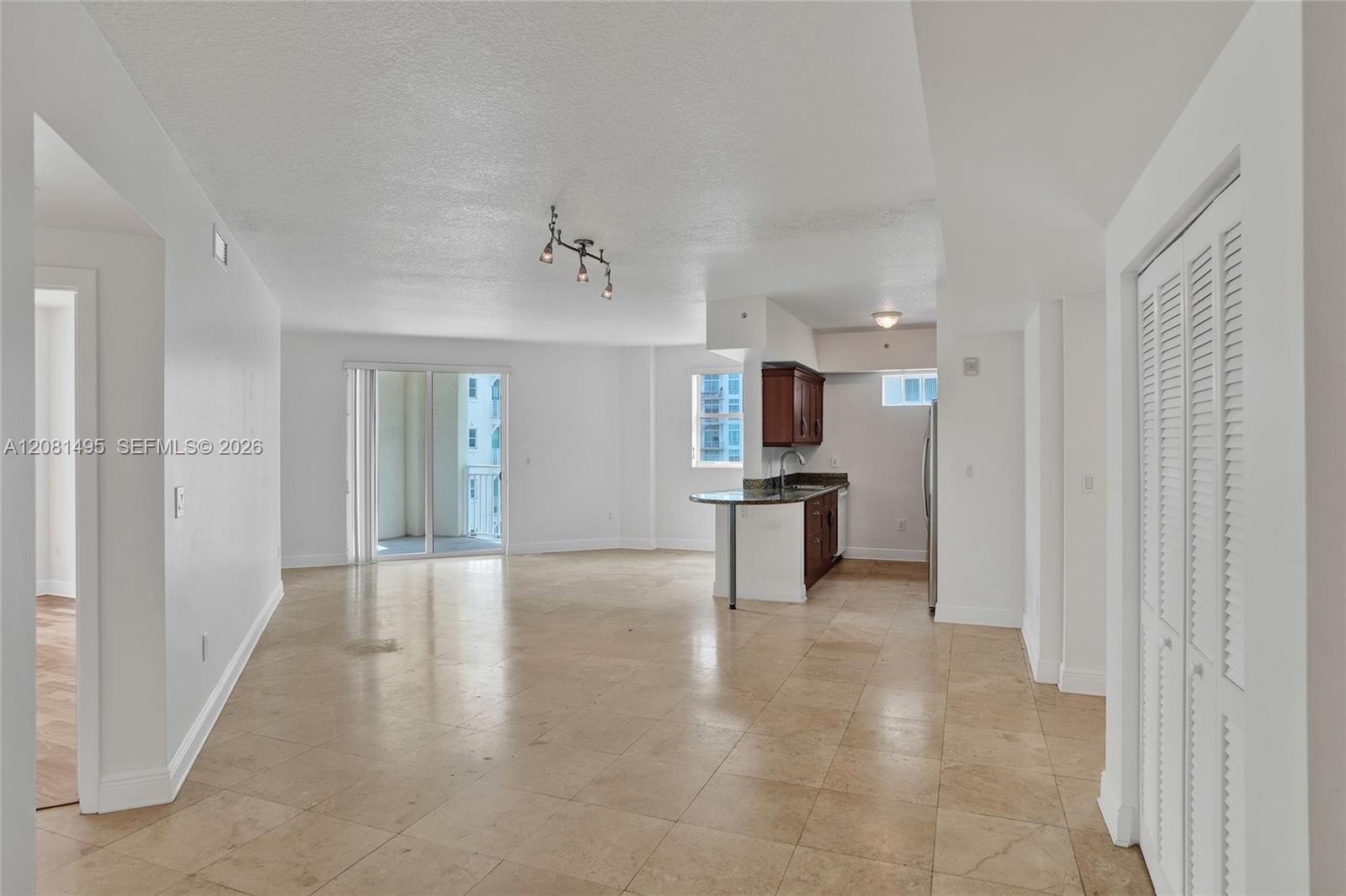 7275 SW 90th St # C410, Miami FL 33156 photo 5
