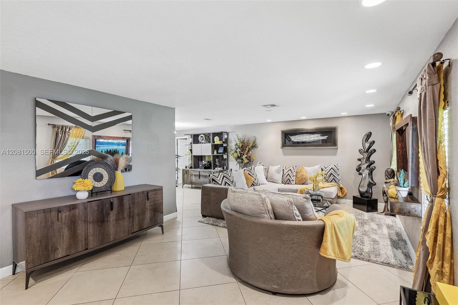 8835 NW 27th St, Coral Springs FL 33065 photo 4