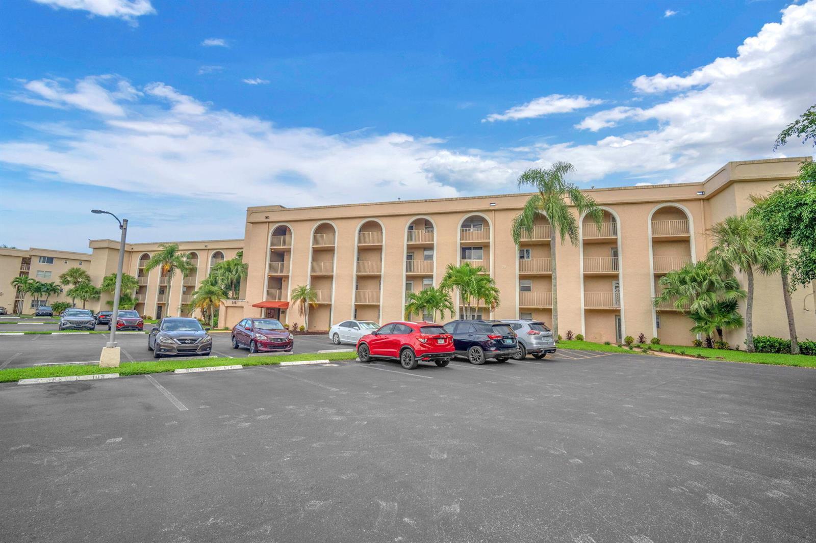 3231 Holiday Springs Boulevard # 306, Margate FL 33063 photo 2
