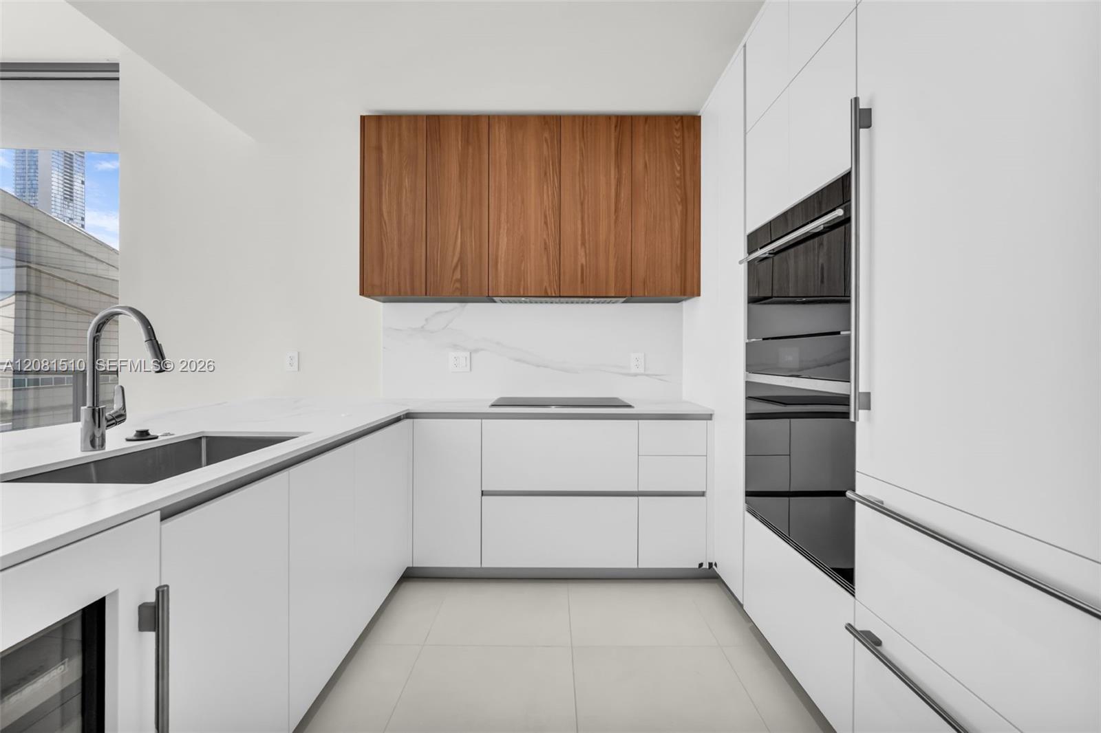 1400 biscayne blvd # 602, Miami FL 33132 photo 5