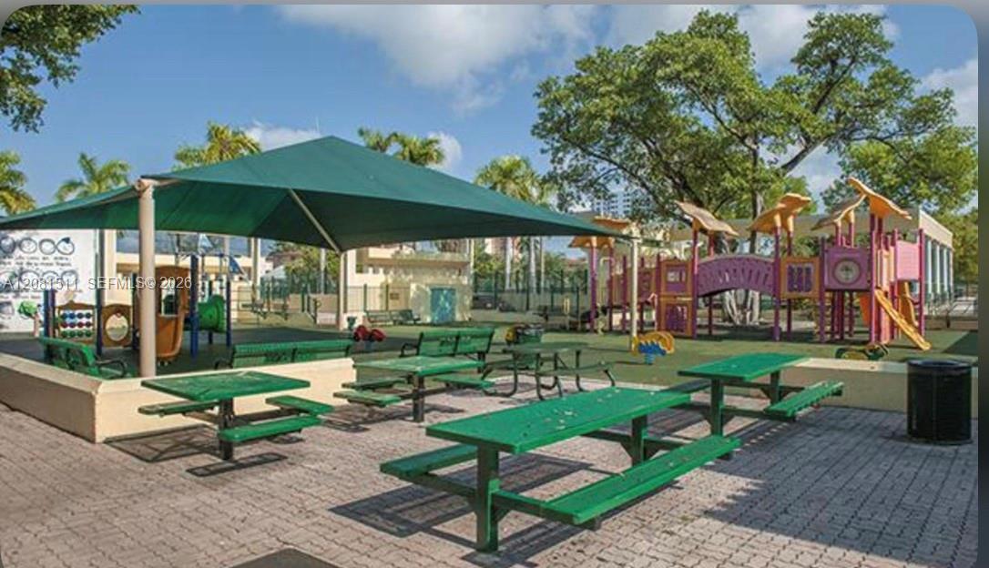 318 SW 4th Ave # 1, Miami FL 33130 photo 4