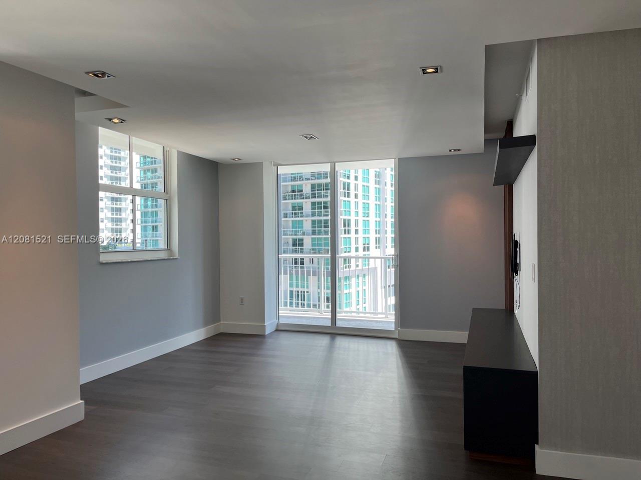 1250 S Miami Ave # 1414, Miami FL 33130 photo 5