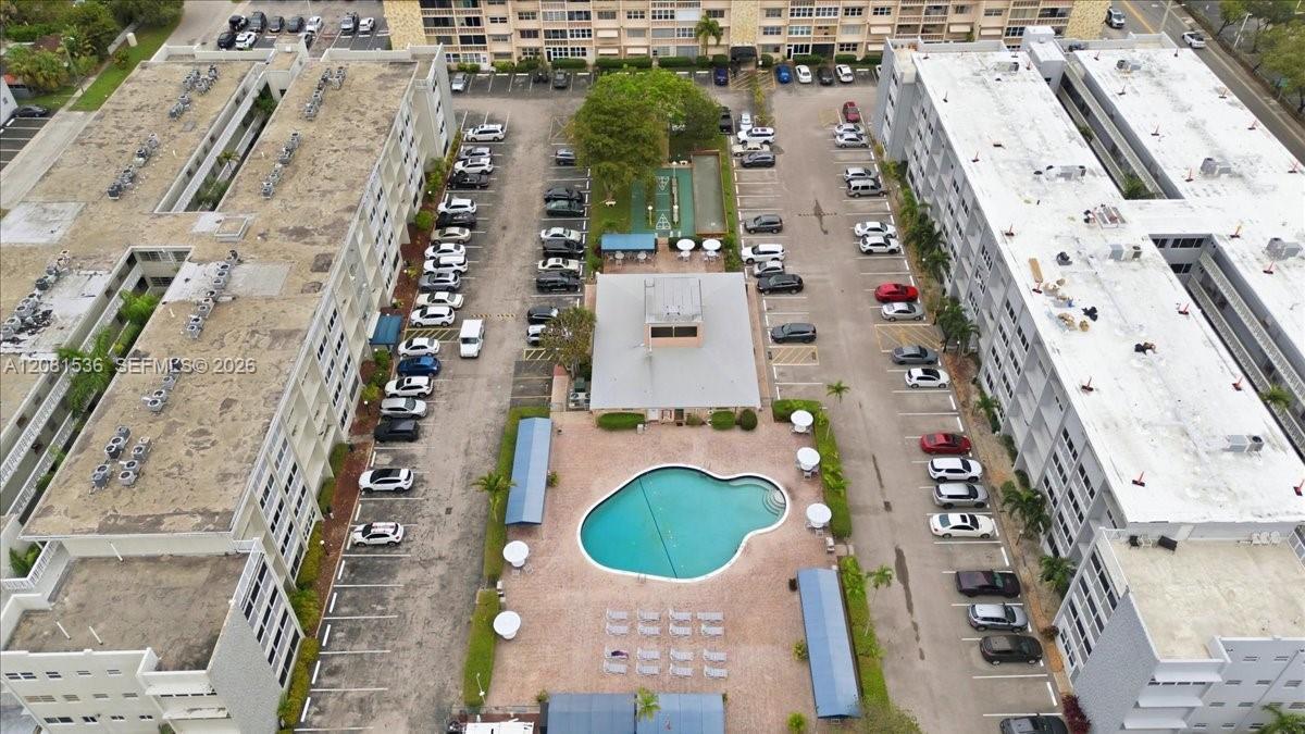 330 SE 2nd St # 501G, Hallandale Beach FL 33009 photo 5