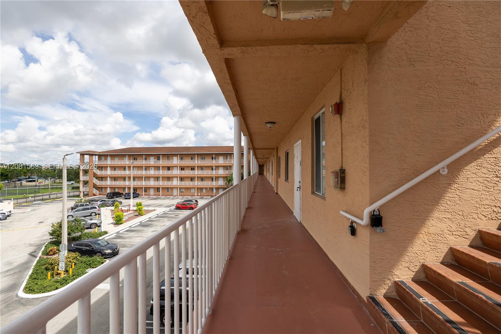 17350 NW 67th Ave # 301, Hialeah FL 33015 photo 2