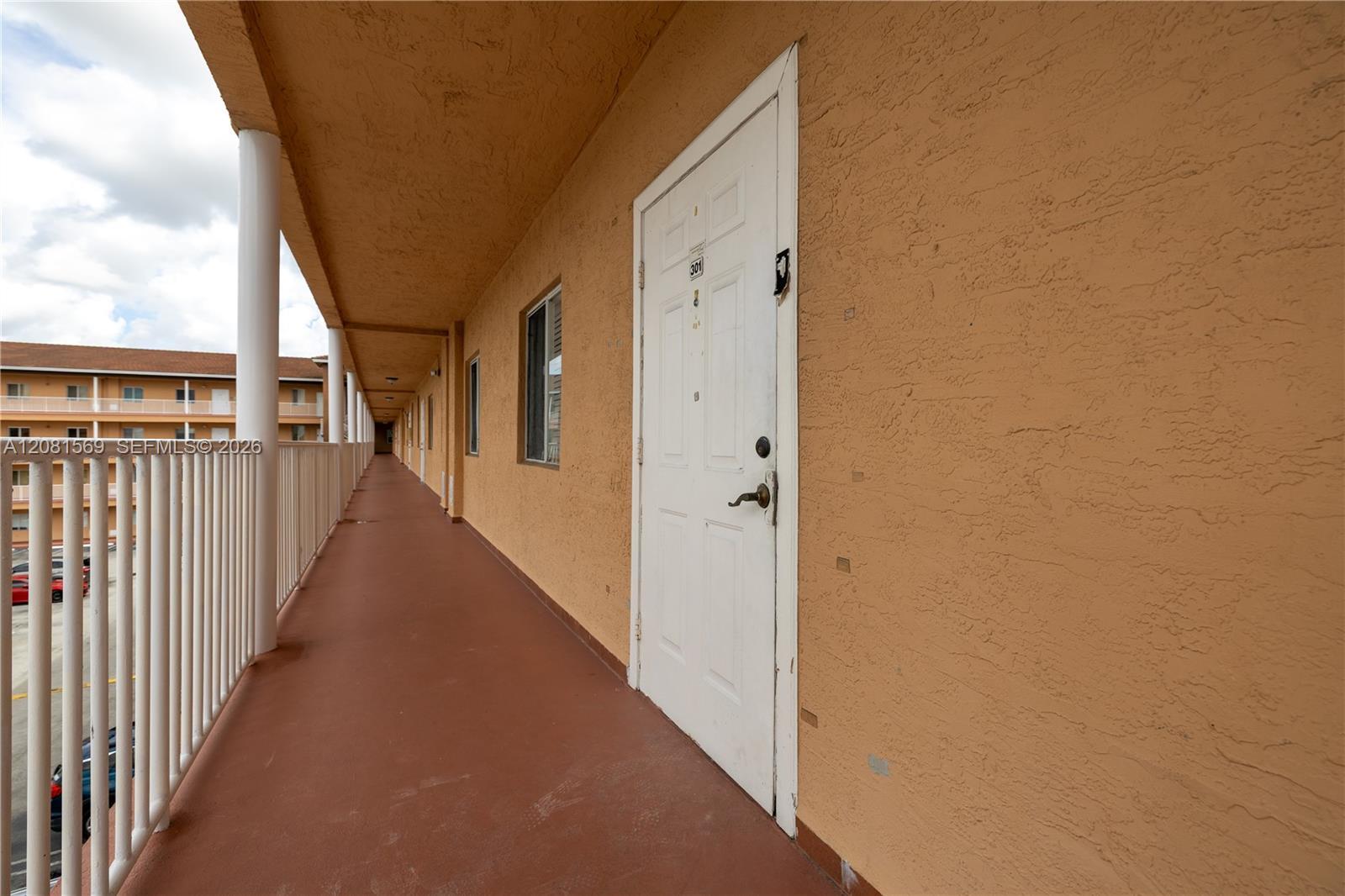 17350 NW 67th Ave # 301, Hialeah FL 33015 photo 3