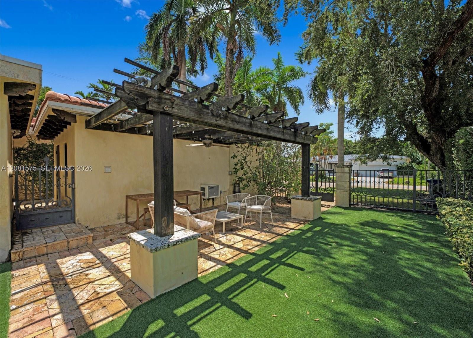 9204 NE 10th Ave, Miami Shores FL 33138 photo 5