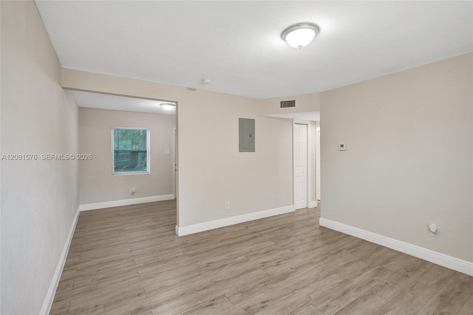 429 NW 9th Ave # 1, Fort Lauderdale FL 33311 photo 2
