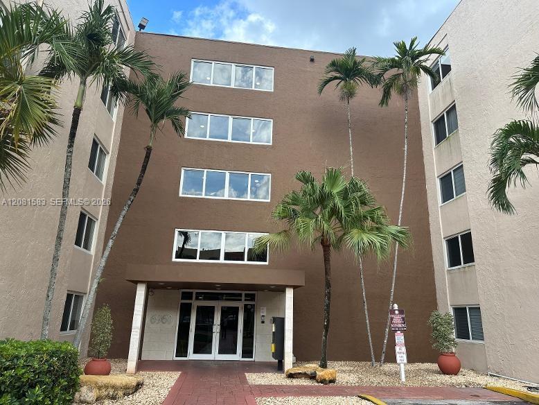 6960 NW 186th St # 131, Hialeah FL 33015 photo 2