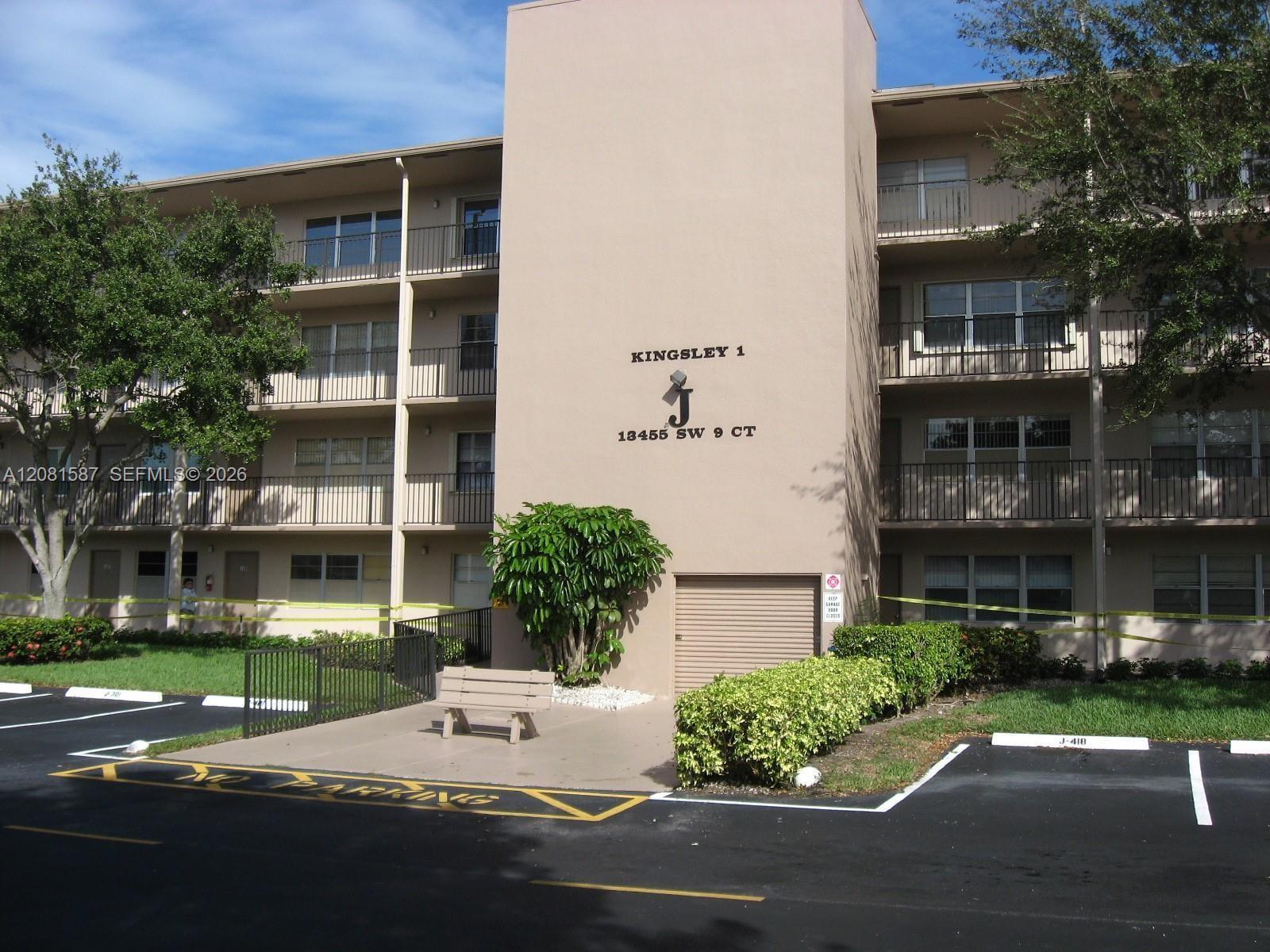 13455 SW 9th Ct # 117J, Pembroke Pines FL 33027