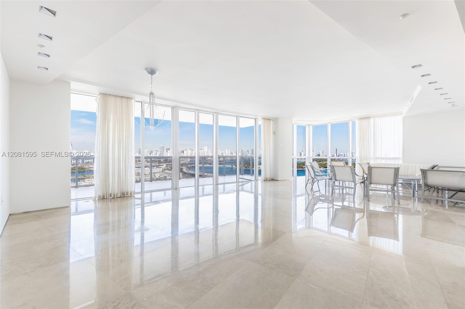 400 Alton Rd # 2101, Miami Beach FL 33139 photo 2