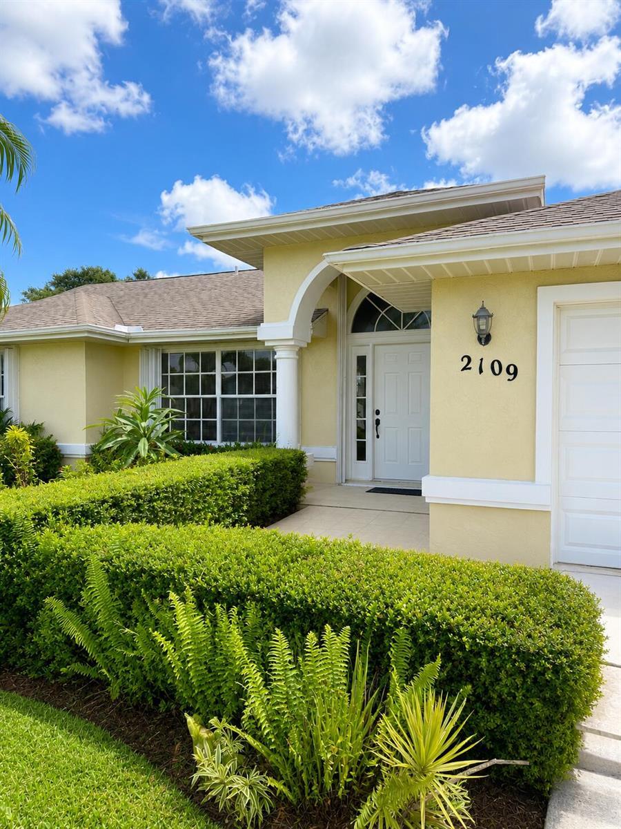 2109 SE Genoa Street, Port St. Lucie FL 34952 photo 2