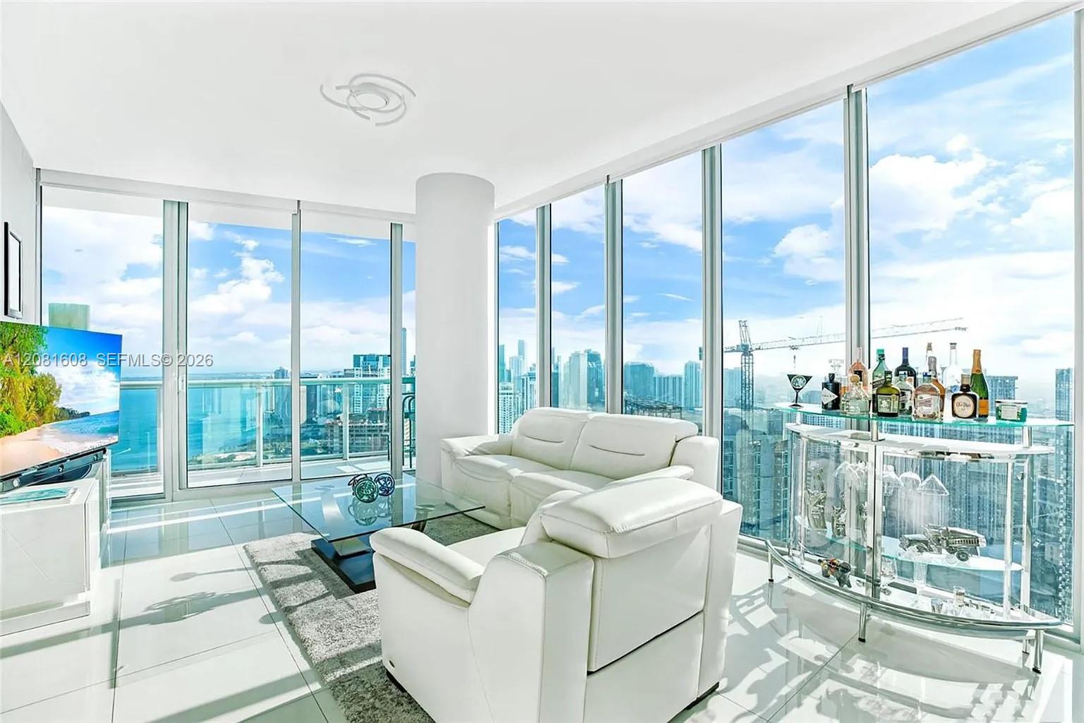 888 Biscayne Blvd # 5301, Miami FL 33132 photo 2