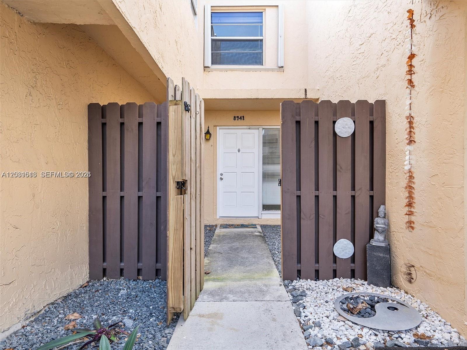 8941 NE 4th Ave Rd # 8941, Miami Shores FL 33138 photo 2