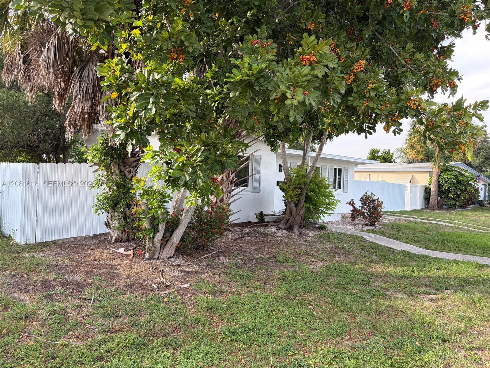 22202 Belinda ave, Port Charlotte FL 33952 photo 2