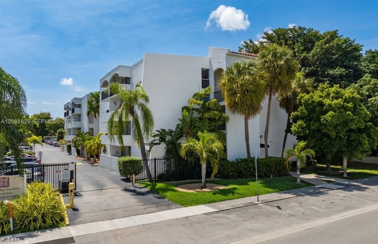 2160 SW 16th Ave # 417, Miami FL 33145 photo 3