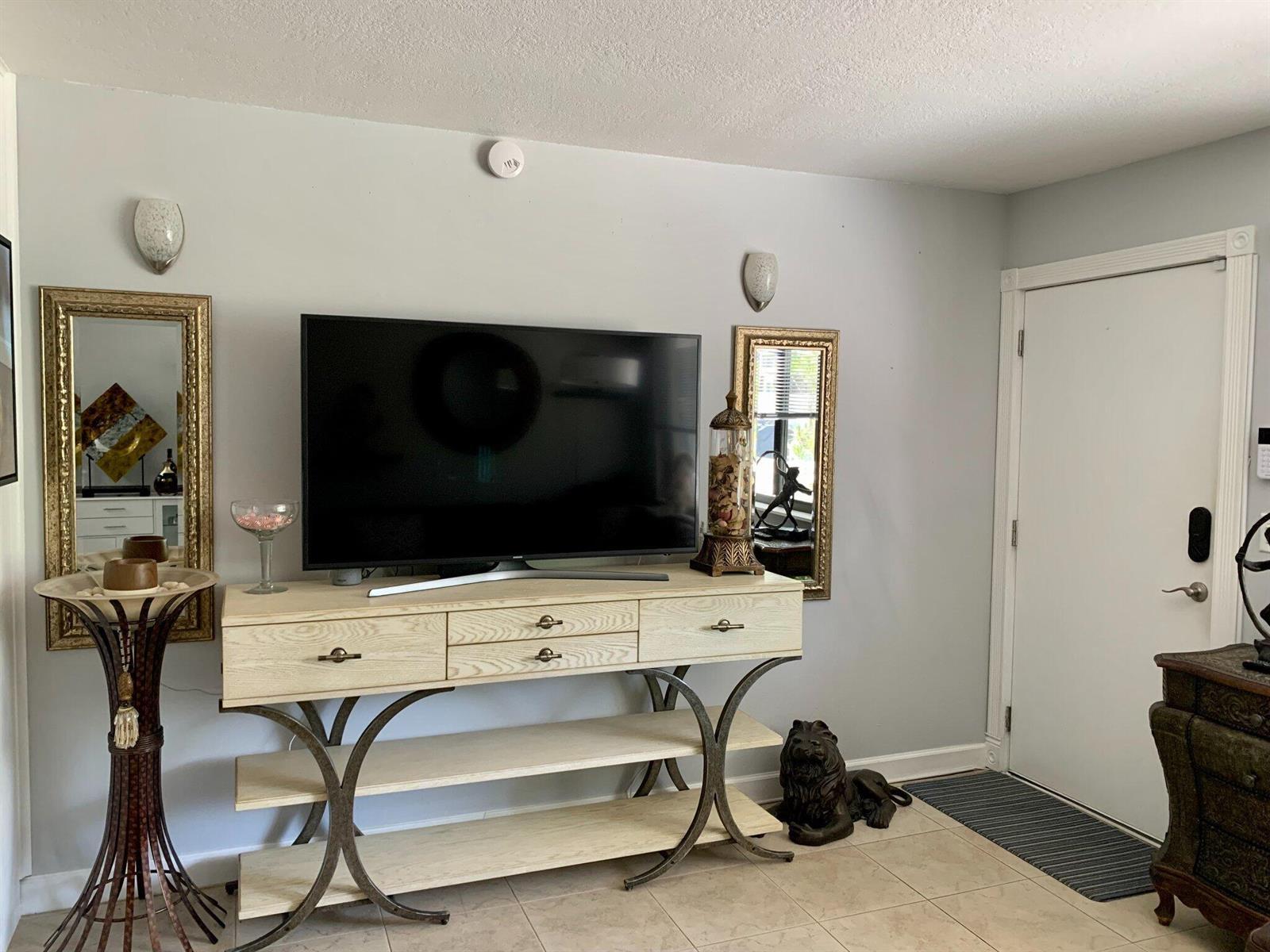1901 N ANDREWS Avenue # 111, Wilton Manors FL 33311 photo 4