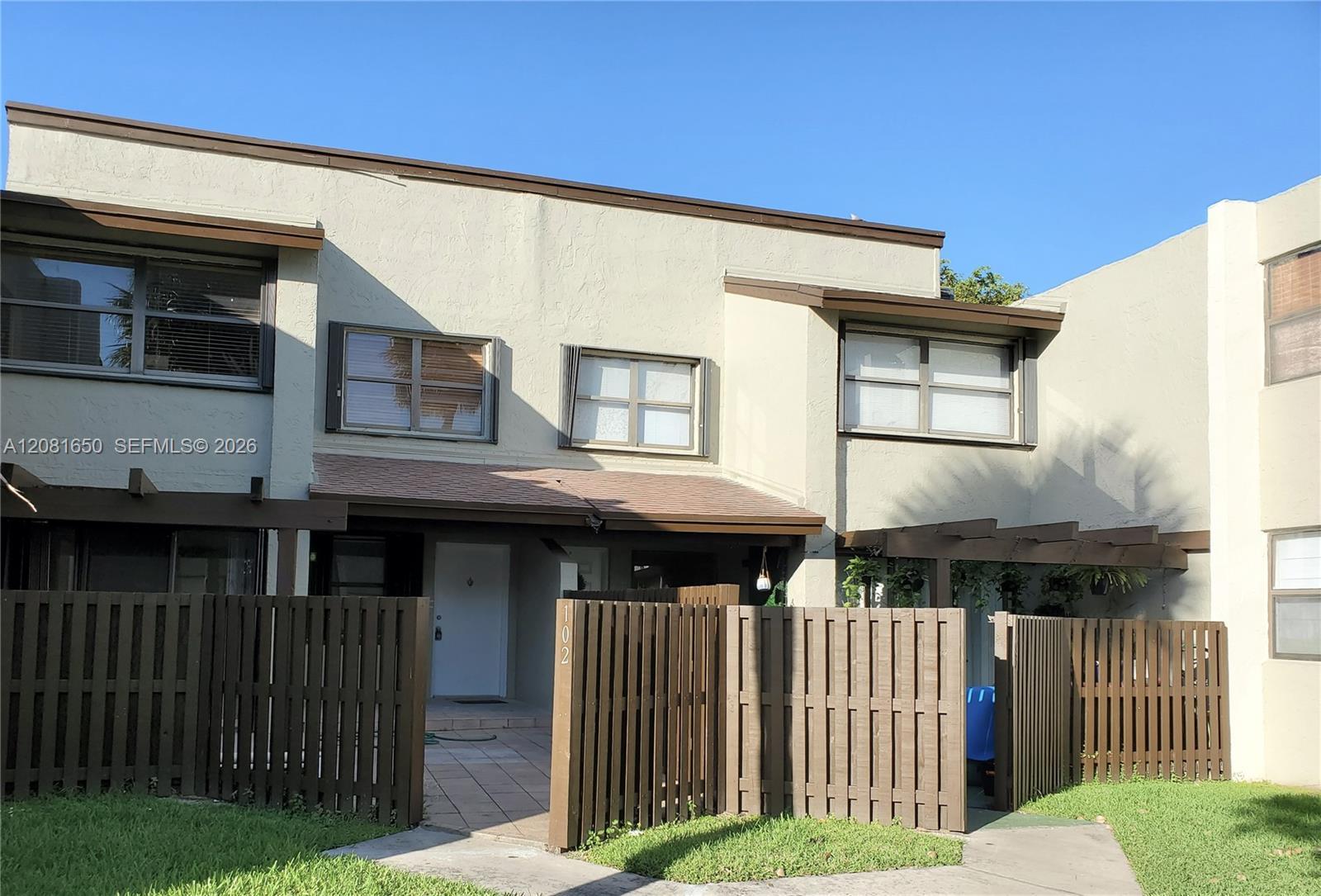 10020 NW 9th St Cir # 102, Miami FL 33172 photo 4