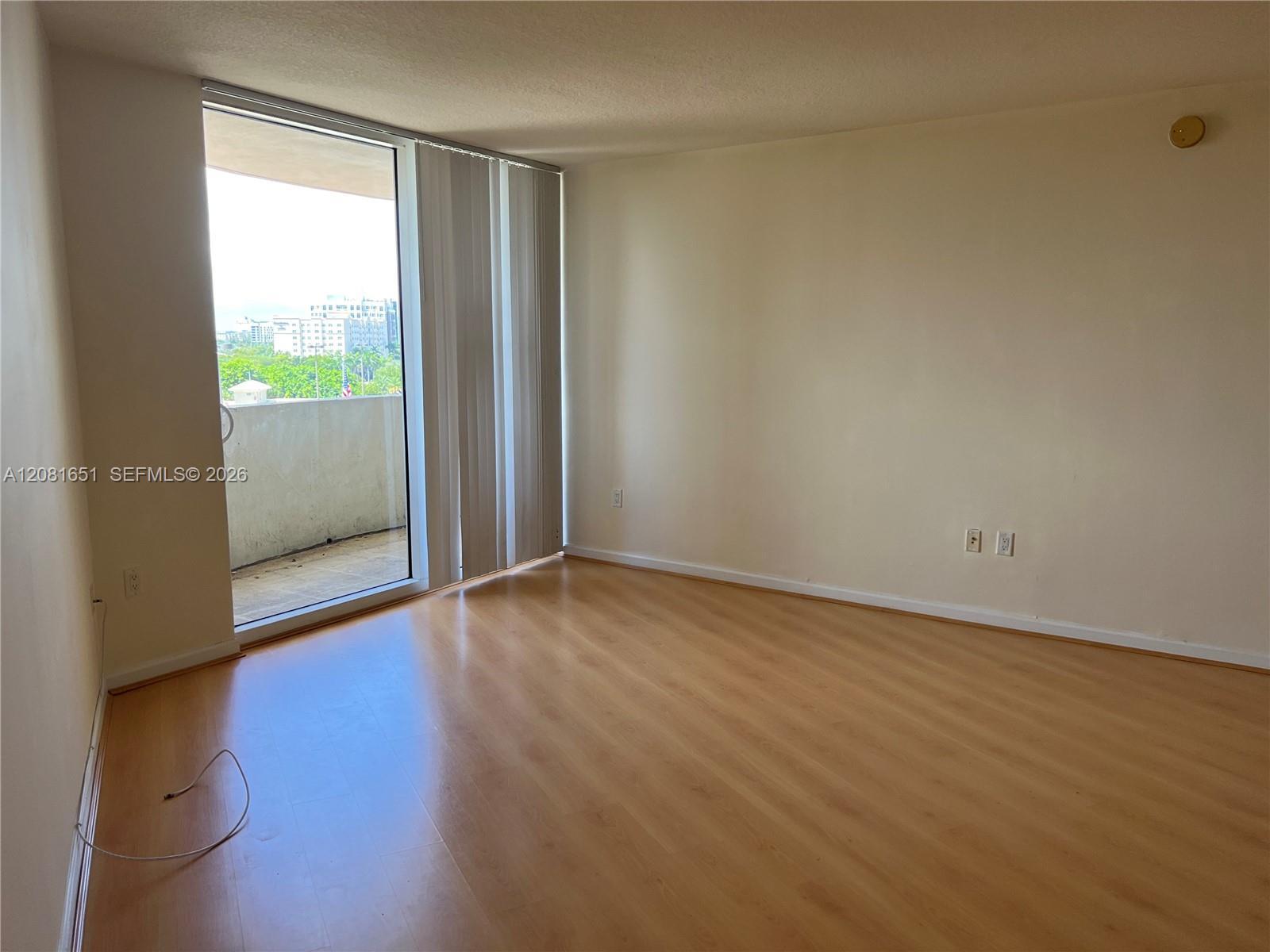 19501 W Country Club Dr # 611, Aventura FL 33180 photo 3