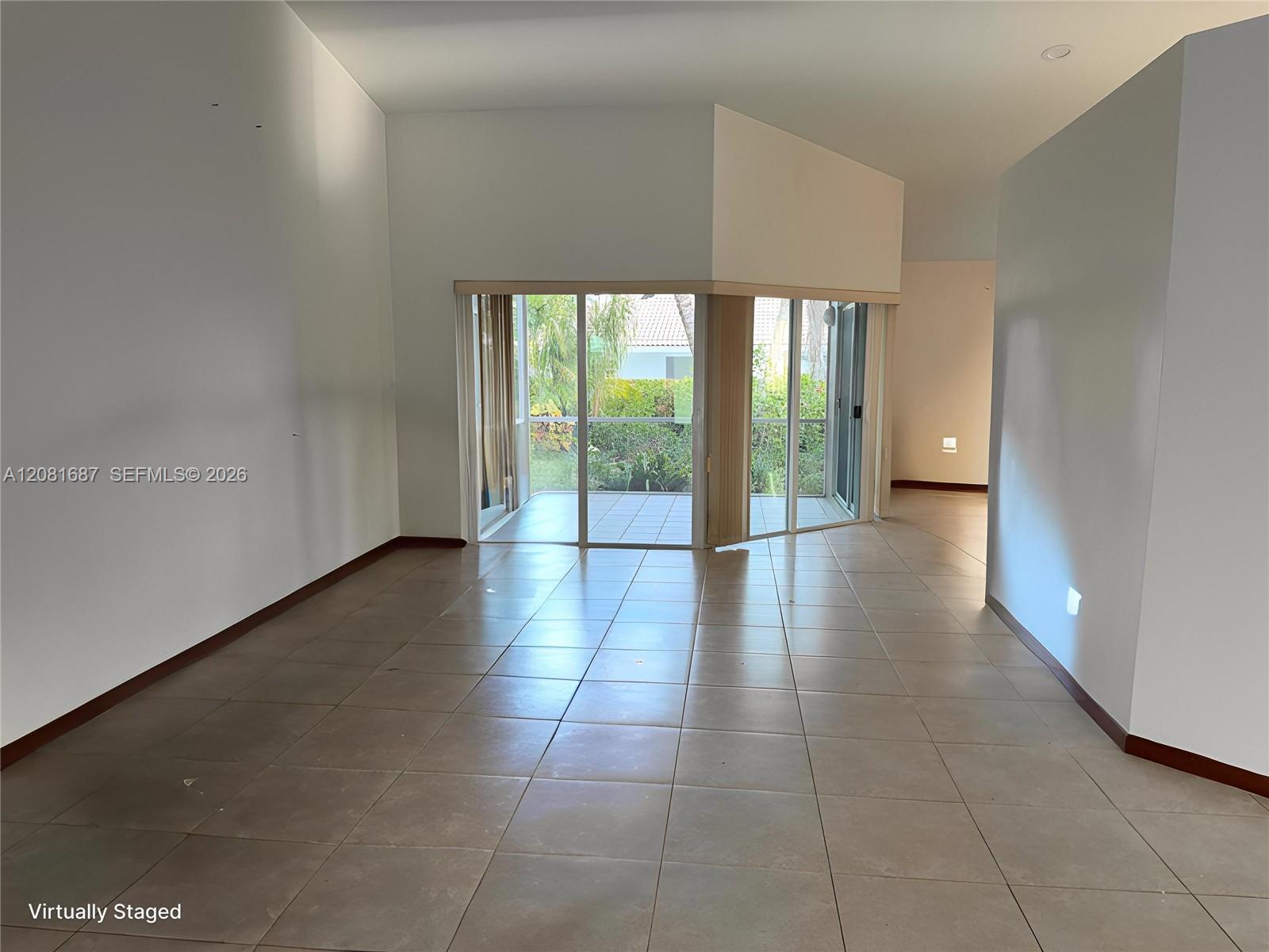 7920 SW 204th St, Cutler Bay FL 33189 photo 4