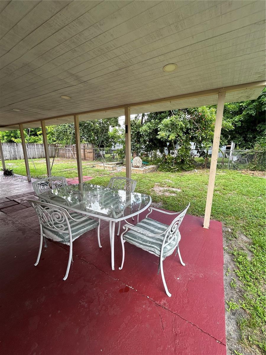 Miami Gardens, FL 33169 photo 3